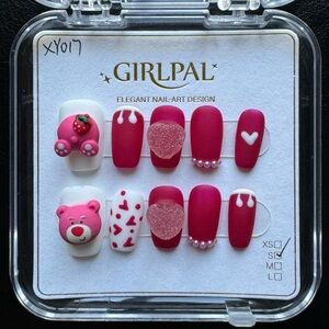 Brand New Salon Quality Hand Crafted Press-on Nails (10pc)